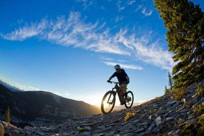 Erobern Sie Hügel mit Leichtigkeit: Glewer Step-Over-Elektro-Mountainbike 